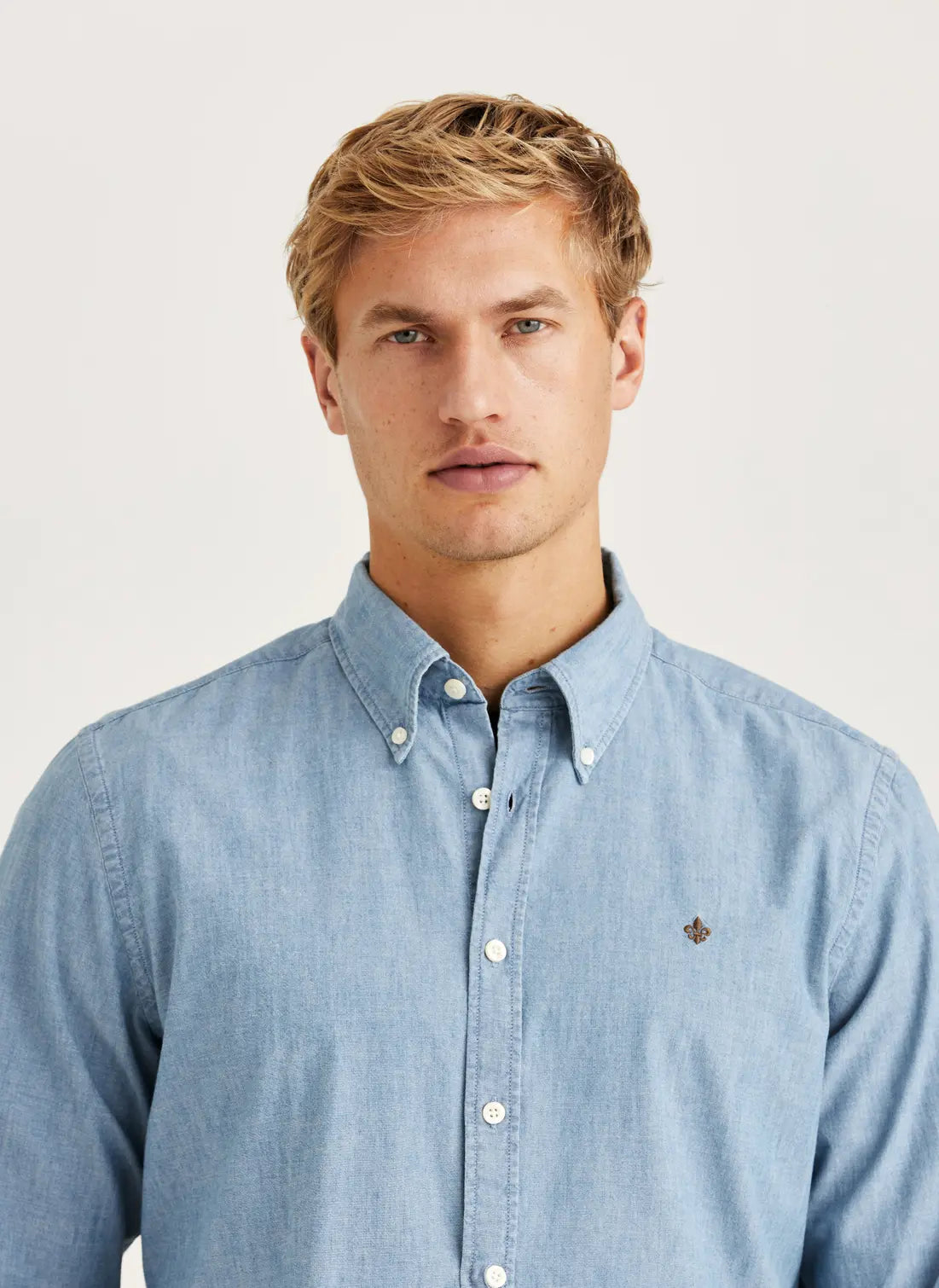 MORRIS CHAMBRAY SHIRT
