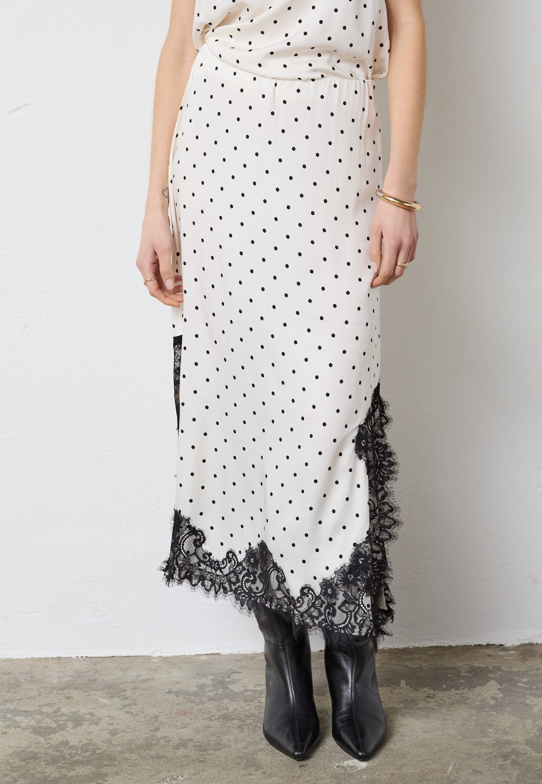 CO'COUTURE AMELI DOT LACE SKIRT
