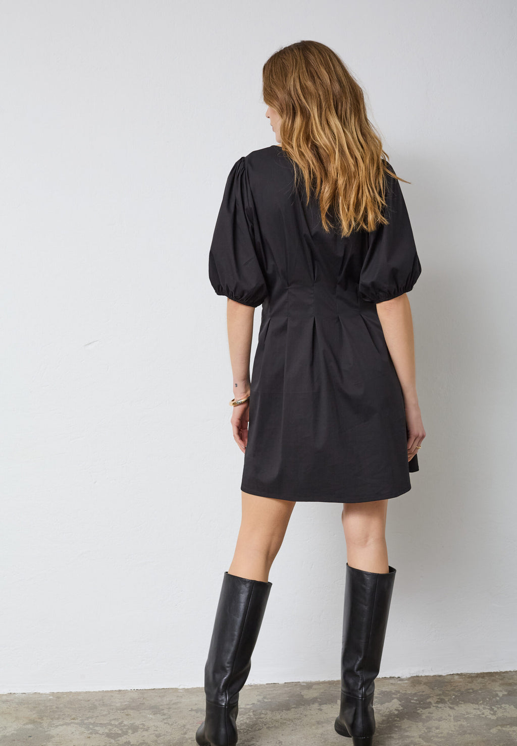 CO'COUTURE POPPY PLEAT CROP DRESS