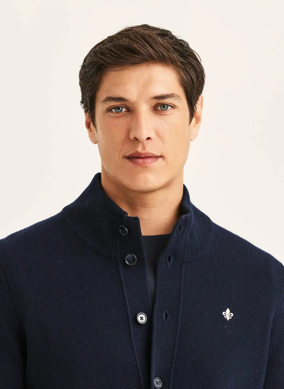 MORRIS HERTFORD BUTTON CARDIGAN
