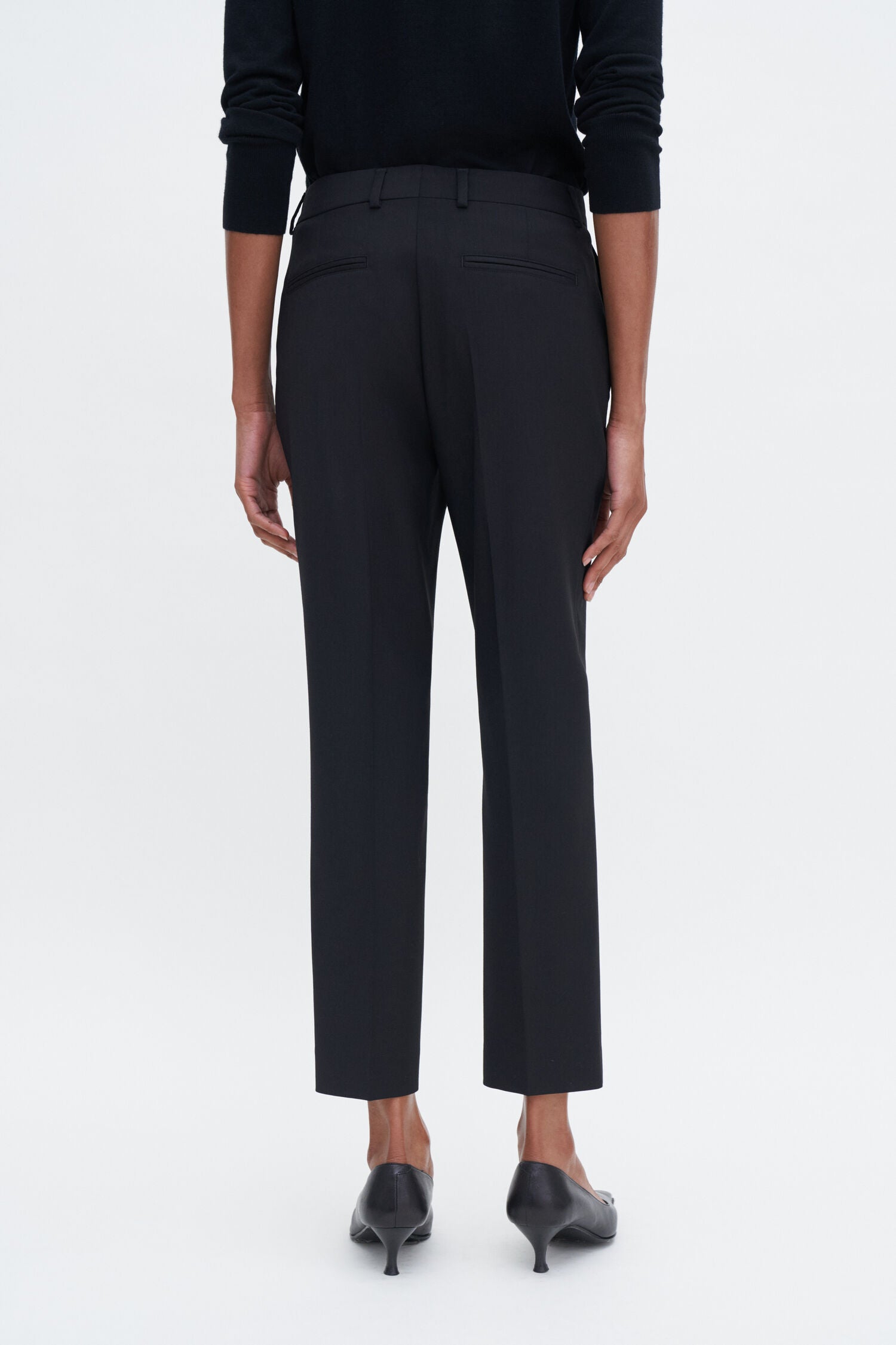 FILIPPA K EMMA CROPPED WOOL TROUSER