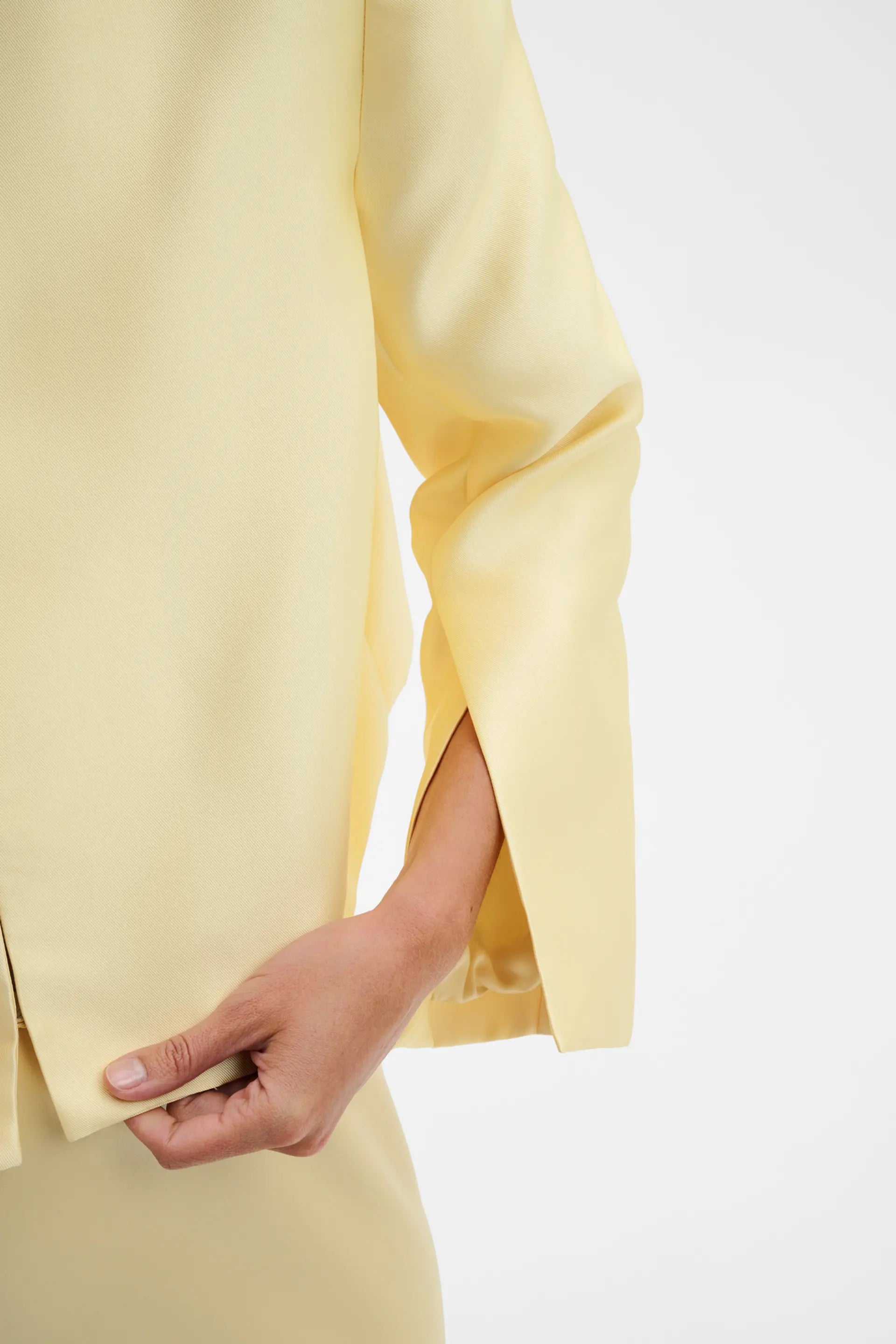 MALINA RUTHIE CROPPED LS BLOUSE