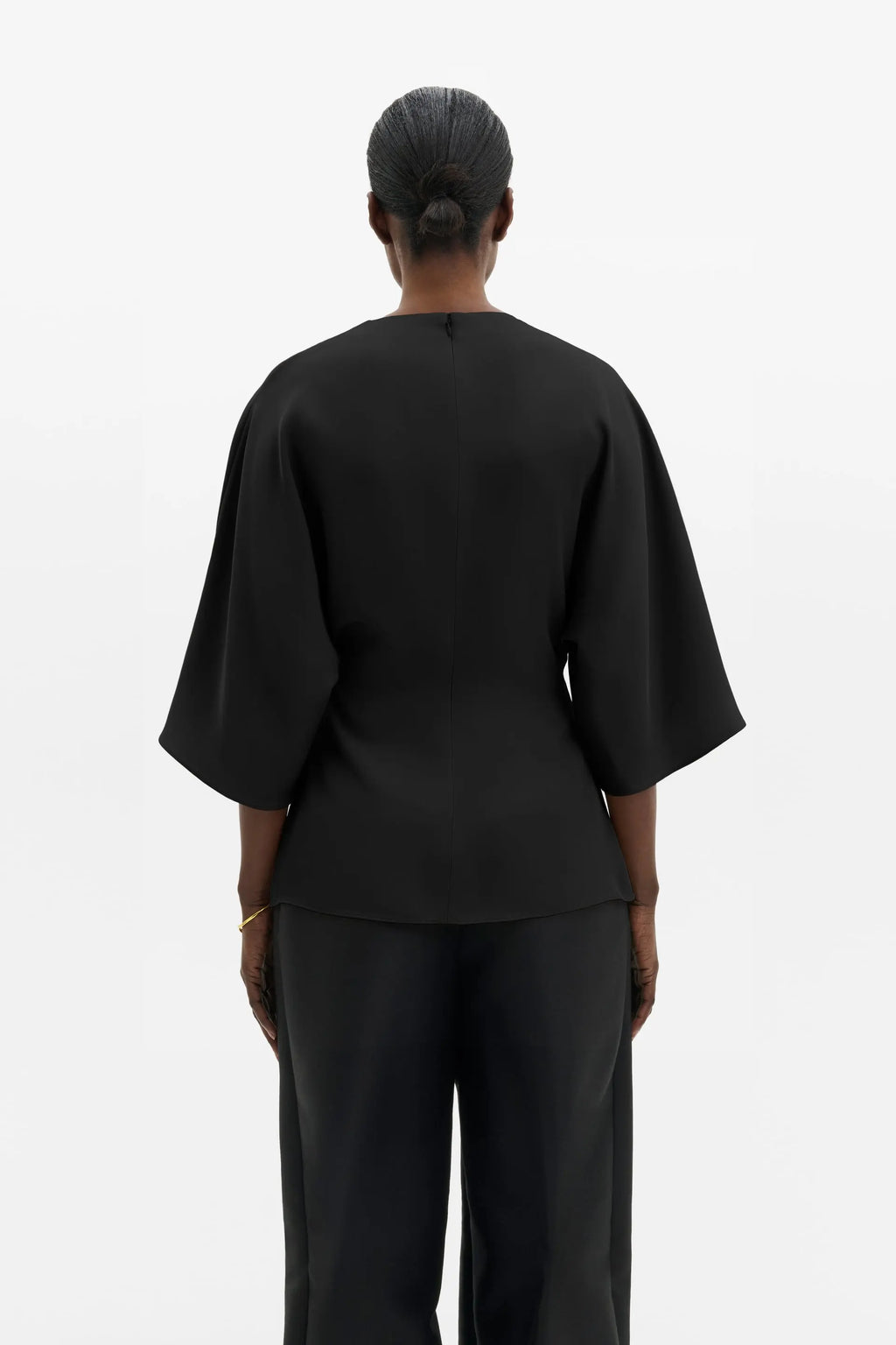MALINA ZILLA BROOCH DETAILED BLOUSE