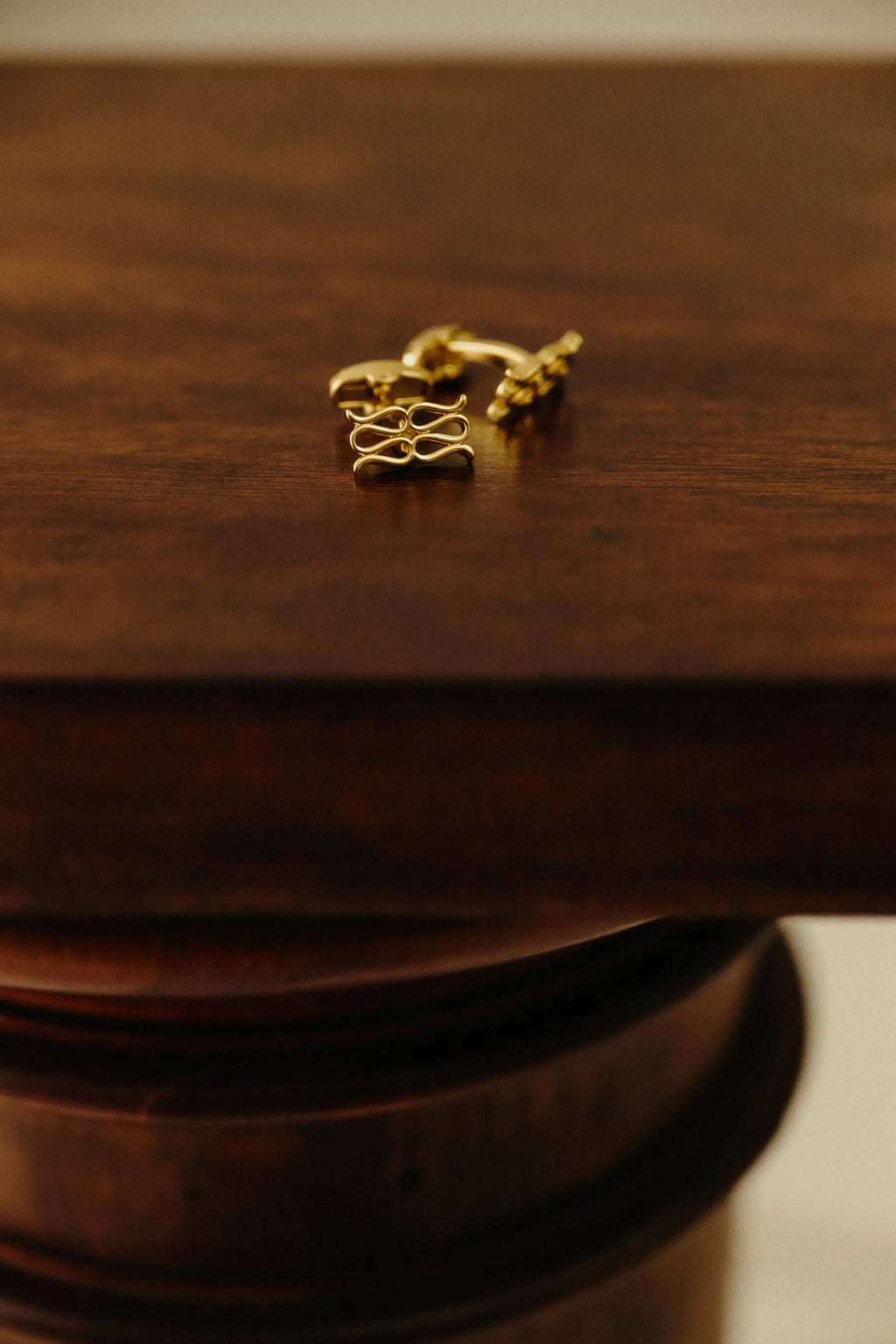 MALINA MONOGRAM CUFFLINK