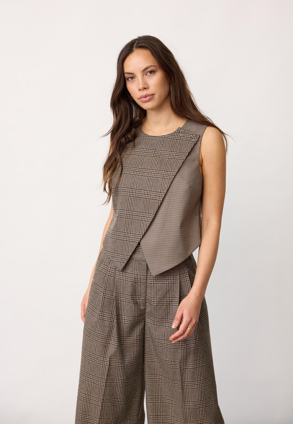 CO'COUTURE VEYA CHECK WRAP VEST