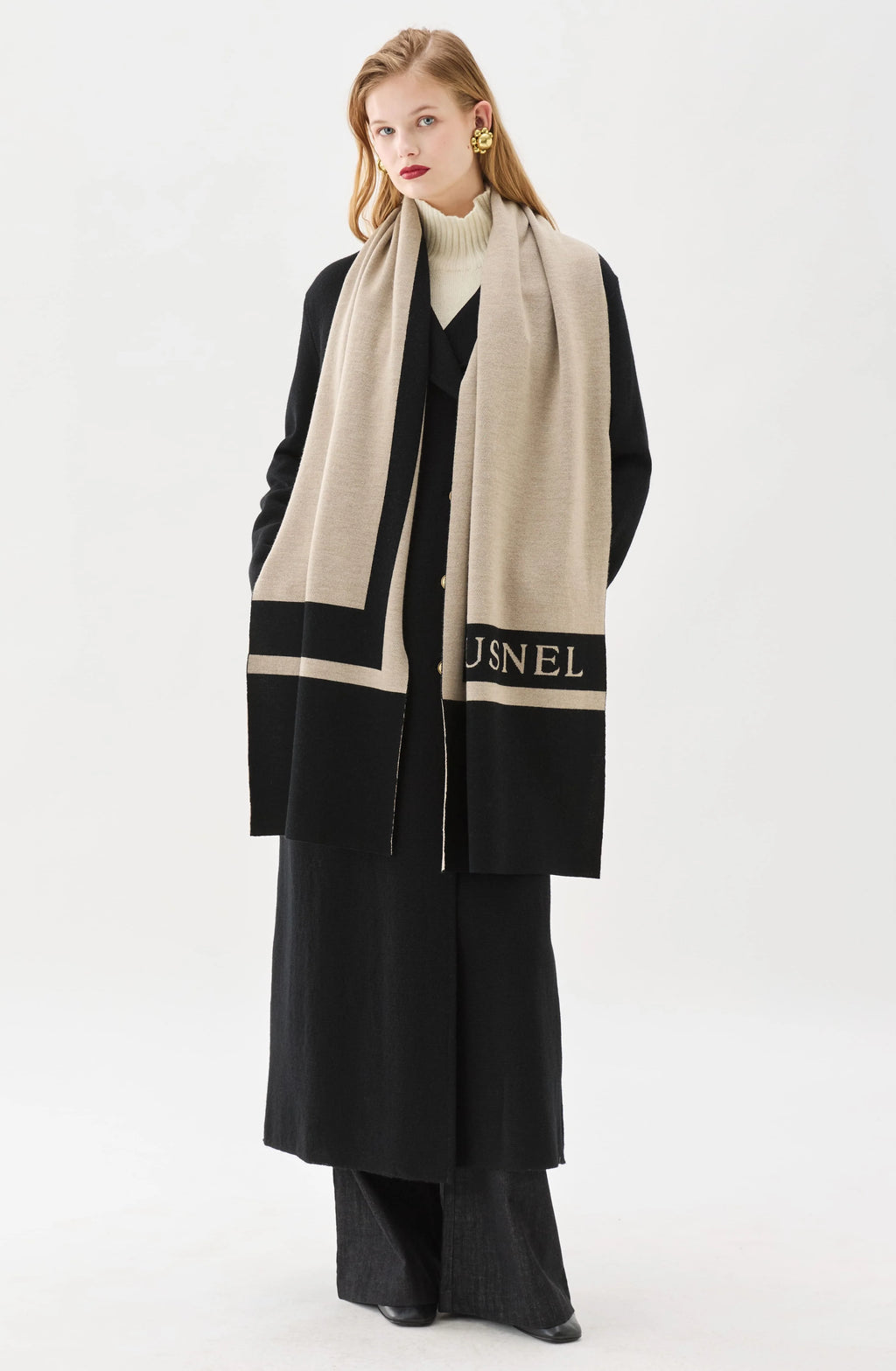 BUSNEL CHERISH SCARF