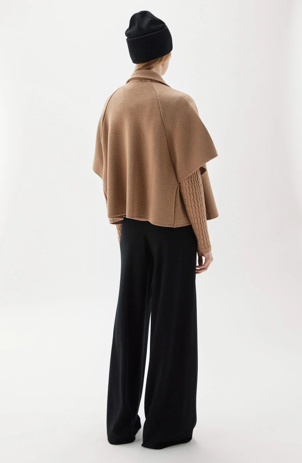 BUSNEL GERTRUDE CAPE