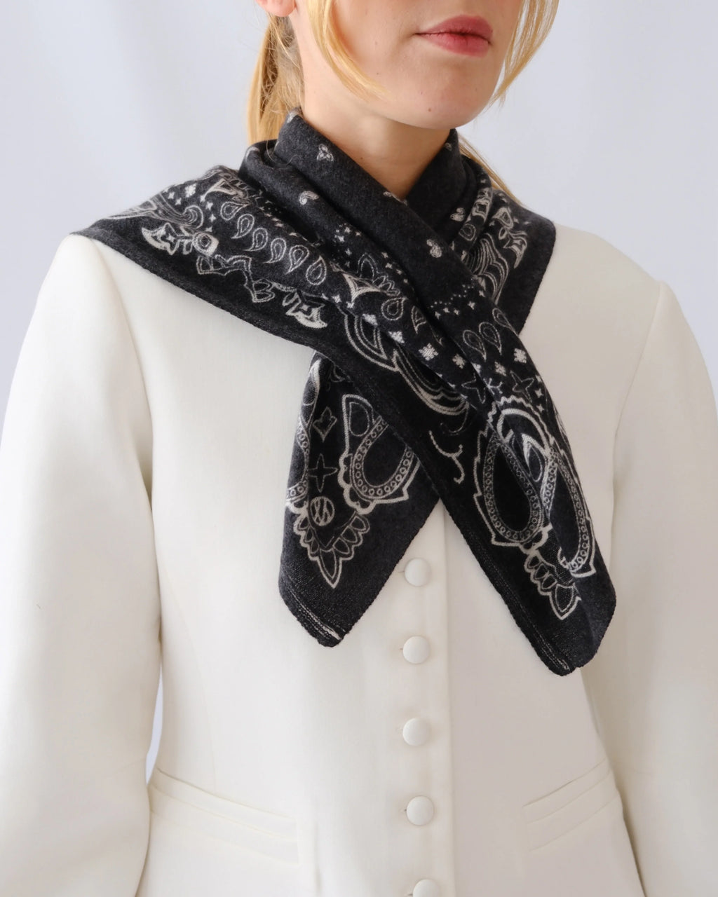 LESCARF CHASMERE PAISLEY SCARF 65CM
