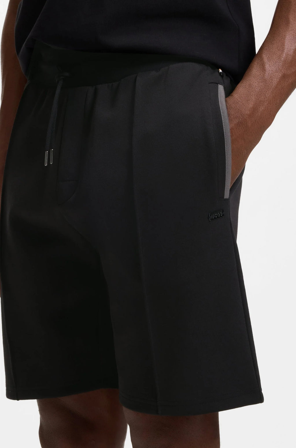 BOSS SENSE SHORTS